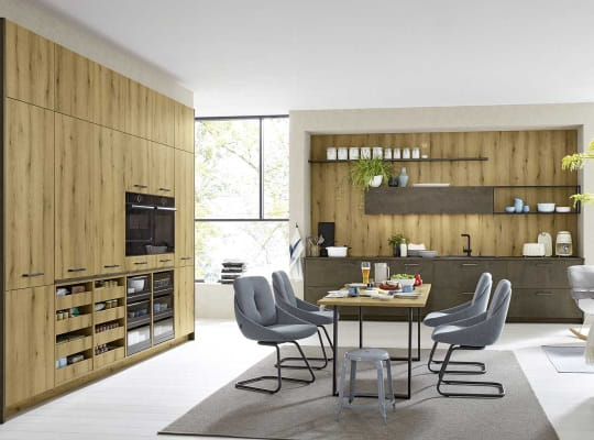 Cuisine TOP 1606 avec façades Classic Oak et éléments brun béton